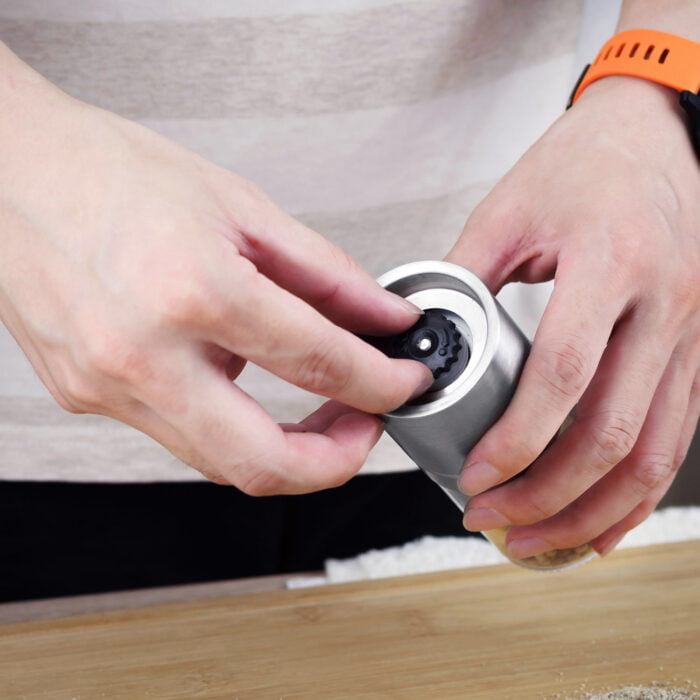 Stainless Steel Adjustable Ceramic Blades Salt and Pepper Grinder Spice Mill G108 - Image 3