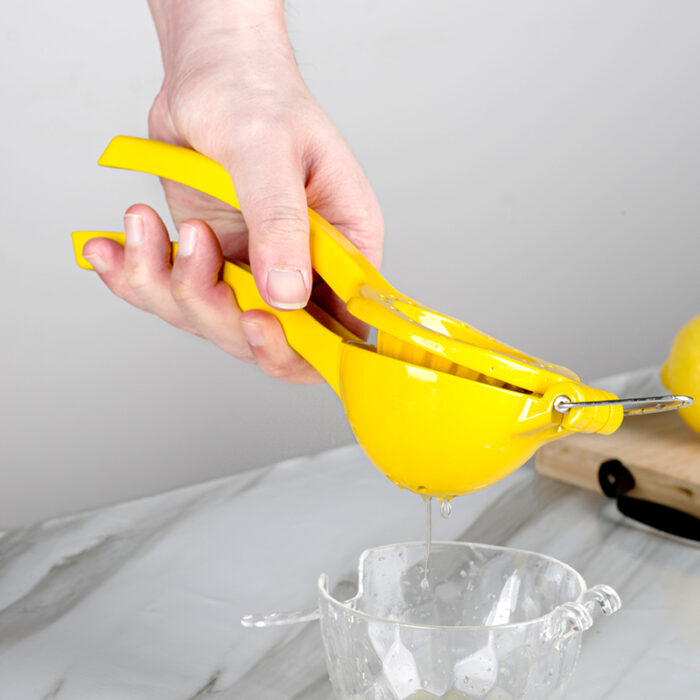 Dual-Use Manual Lemon Squeezer and Citrus Juicer Reamer, Aluminum, 1HP2160